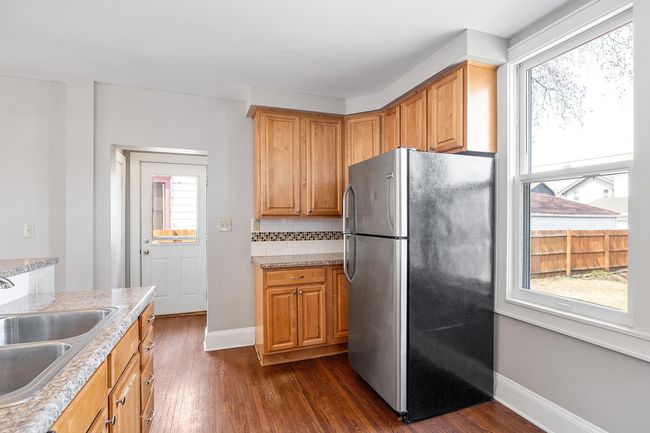 Kitchen | Image 8