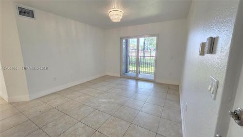 2111-15480 Sw 284th St, Homestead, FL, 33033-1411 | Card Image