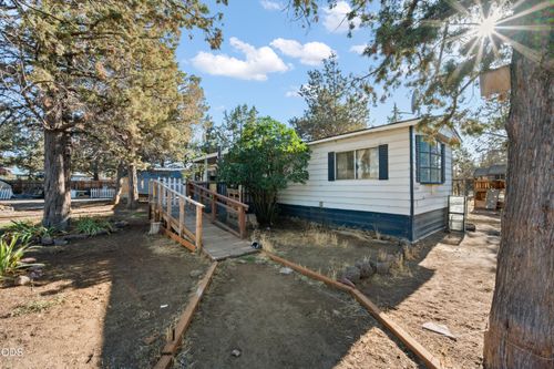 5262 Se Sioux Loop, Prineville, OR, 97754-8724 | Card Image