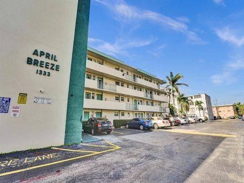 apt-313-1333 E Hallandale Beach Blvd, Hallandale Beach, FL, 33009-8617 | Card Image