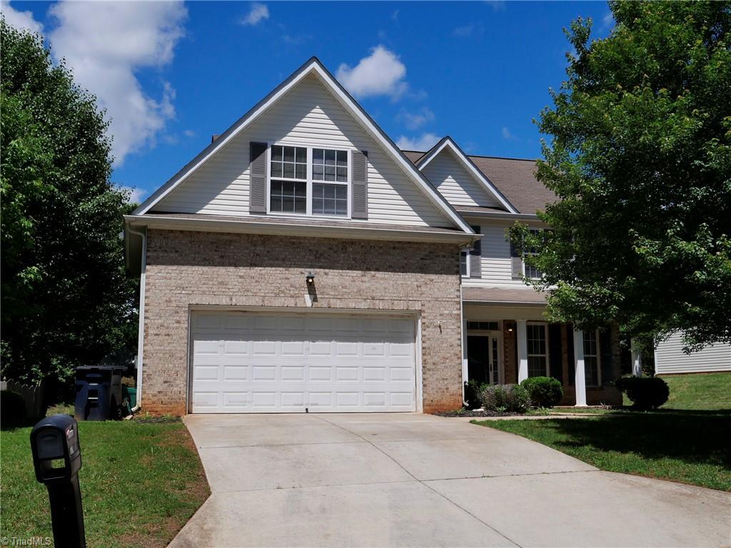 Pecan Ridge Cir, Kernersville, NC 27284