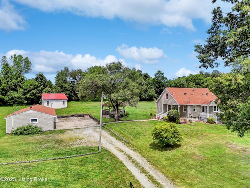 403 Horton Rd, La Grange, KY, 40031-1051 | Card Image