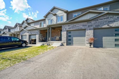 45 Nieson St, Cambridge, ON, N1R0B9 | Card Image