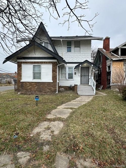 2376 Leslie St, Detroit, MI, 48238-3526 | Card Image
