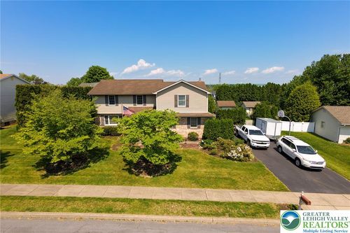 1404 Jeffrey Ln, EASTON, PA, 18045-2145 | Card Image