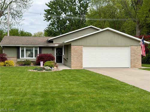 875 Princeton Ave, Amherst, OH, 44001-1138 | Card Image