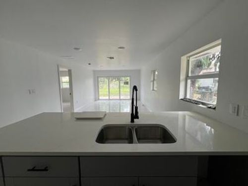 828 S B St, Lake Worth Beach, FL, 33460-4710 | Card Image