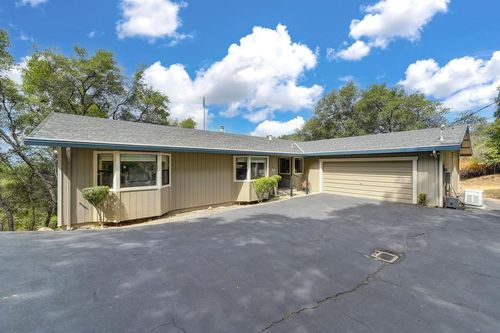 3904 Sunshine Ct, Placerville, CA, 95667-8619 | Card Image