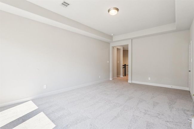 Large game room up | Image 31