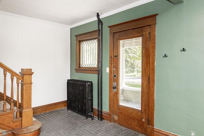 Front Door | Image 12