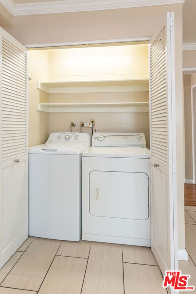 11 - 910 19 Th St, Condo with 3 bedrooms, 3 bathrooms and 2 parking in Santa Monica CA | Image 12