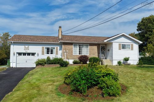 35 Campbell St, North Sydney, NS, B2A2C6 | Card Image