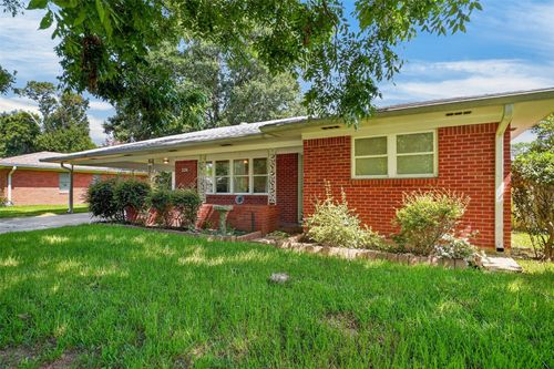 326 Meadowbrook Ln, Shreveport, LA, 71105-4316 | Card Image