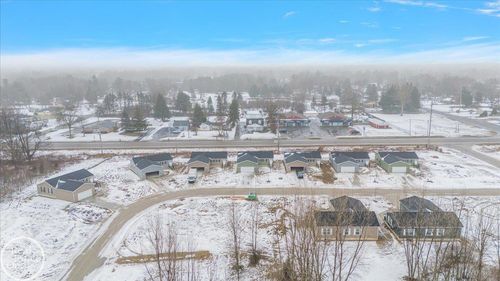 4255 Sugar Maple Run, Flint, MI, 48506-5009 | Card Image