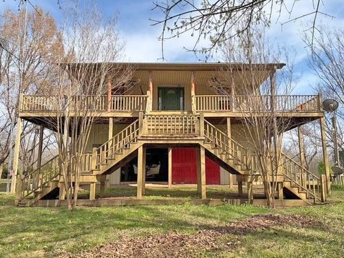 80 Towboat Ln, Adamsville, TN, 38310-3213 | Card Image