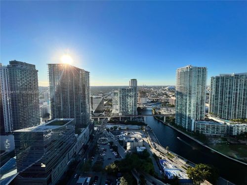 3308-68 Se 6th St, MIAMI, FL, 33131-3190 | Card Image