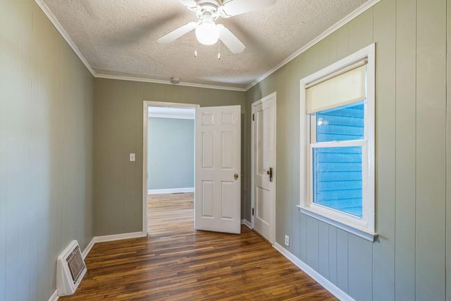 13_2915_Fillmore_St_NE_Minneapolis_MN_55418_USA-Foyer-HT8A9546.jpg | Image 6