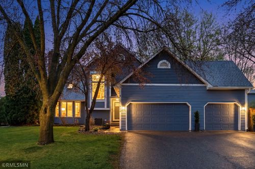 8758 Dallas Ln N, Maple Grove, MN, 55369-9263 | Card Image