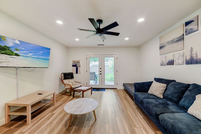 4405 Button Bend Cir, House other with 4 bedrooms, 2 bathrooms and 2 parking in Austin TX | Image 15