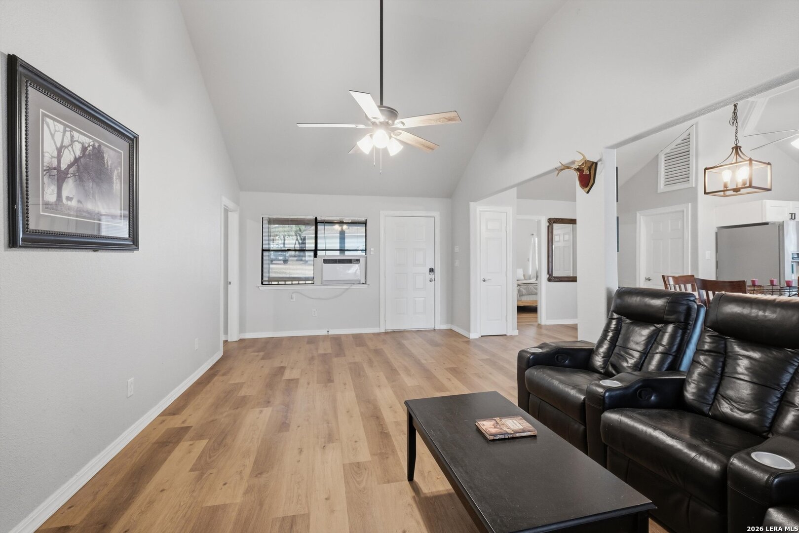 Residential in Lakehills 5
