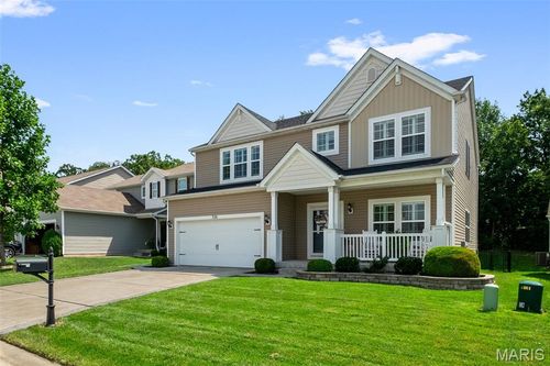536 Country Chase Dr, Lake St Louis, MO, 63367-5848 | Card Image