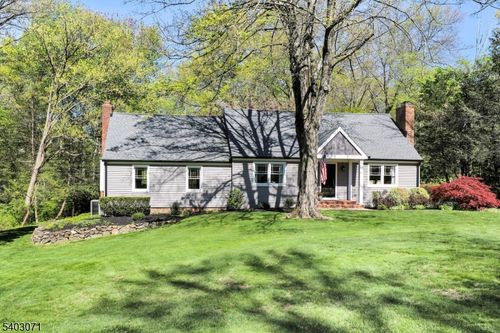 12 Rocky Ln, Basking Ridge, NJ, 07920-1512 | Card Image