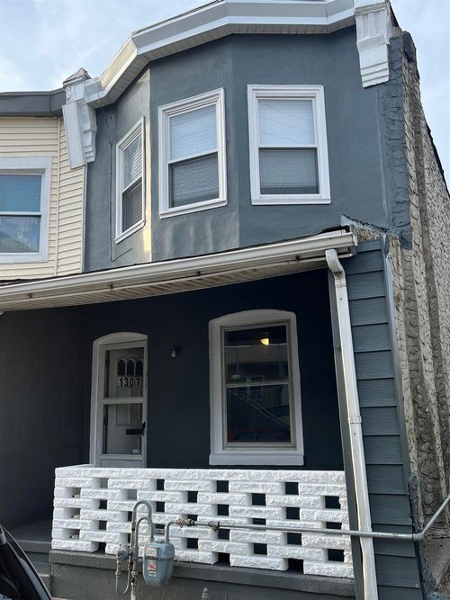 1307 Drexel Ave, Atlantic City, NJ, 08401-3250 | Card Image