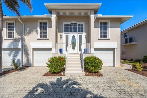 12206 Siesta Dr, FORT MYERS BEACH, FL, 33931-2328 | Card Image