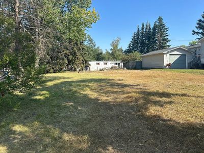 410 5 St Se, Home with 0 bedrooms, 0 bathrooms and null parking in Three Hills AB | Image 3