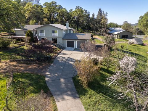 22801 Hidden Ranch Rd, Auburn, CA, 95602-8523 | Card Image