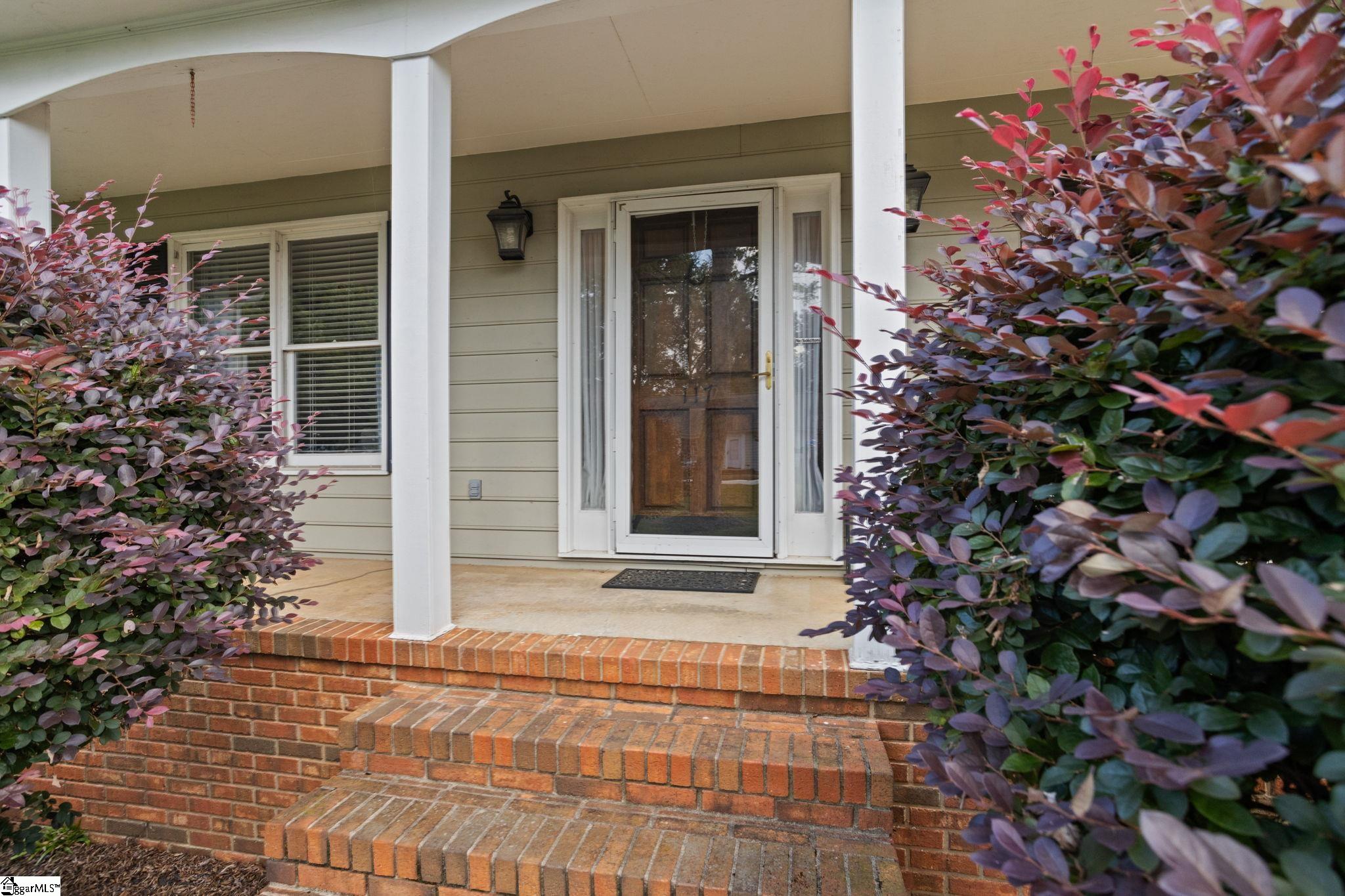 Dawes Dr, Greer, SC 29650
