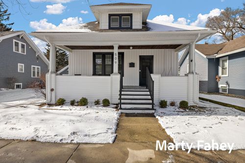 509 S 7th St, Grand Haven, MI, 49417-1826 | Card Image