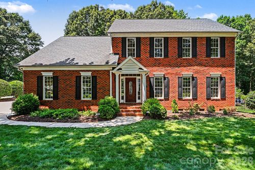 10403 Persimmon Creek Dr, Mint Hill, NC, 28227-6697 | Card Image