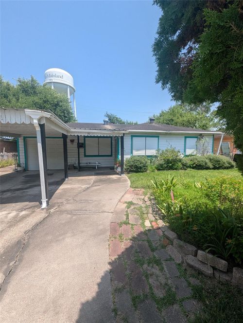 1102 Appomattox Dr, Texas City, TX, 77591-2342 | Card Image