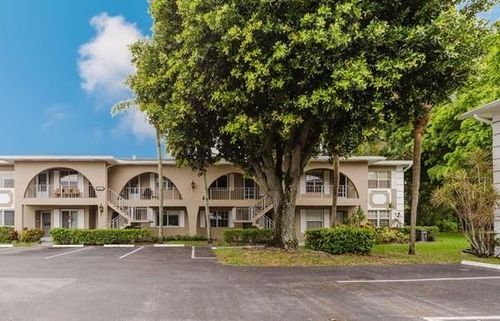 h-13-13696 Via Flora, Delray Beach, FL, 33484-1642 | Card Image