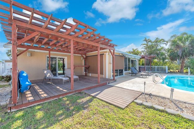 1012 Spindle Palm Way, House other with 3 bedrooms, 2 bathrooms and null parking in APOLLO BEACH FL | Image 30