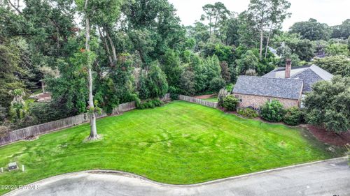 200 Park Ridge Ln, Lafayette, LA, 70503-3087 | Card Image