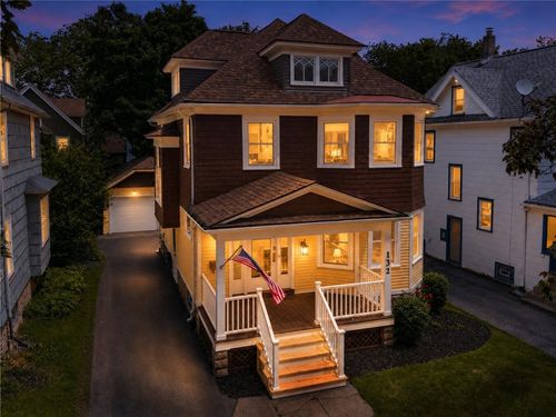 132 Mulberry Street, Rochester, NY, 14620 | Card Image