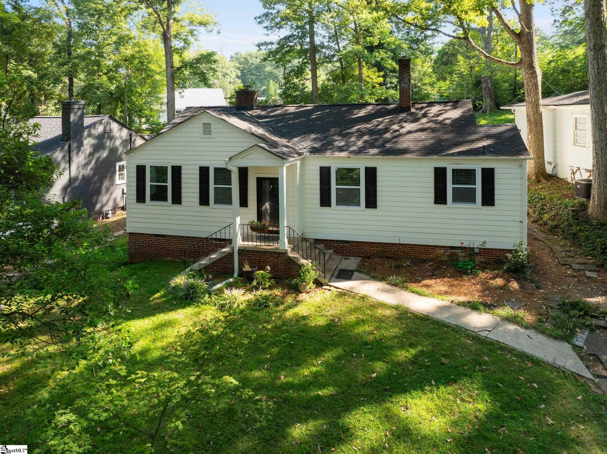 Arcadia Cir, Greenville, SC 29605