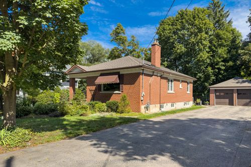 lower-18 Forest Hill Dr, Guelph, ON, N1G2E3 | Card Image