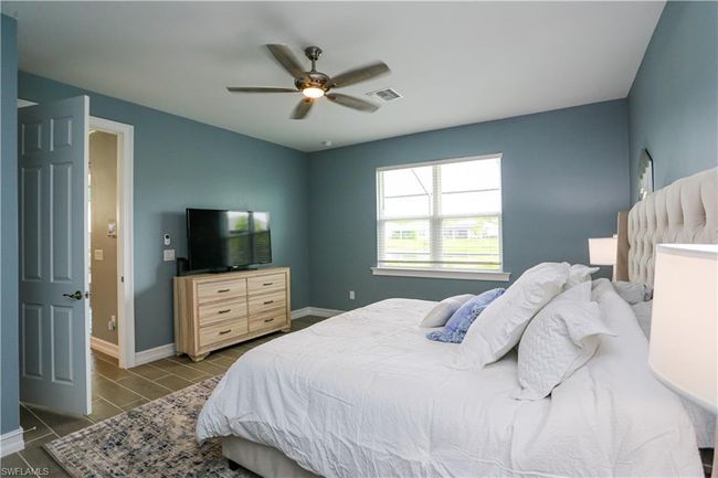 16579 Crescent Beach Way, House other with 4 bedrooms, 2 bathrooms and null parking in BONITA SPRINGS FL | Image 32