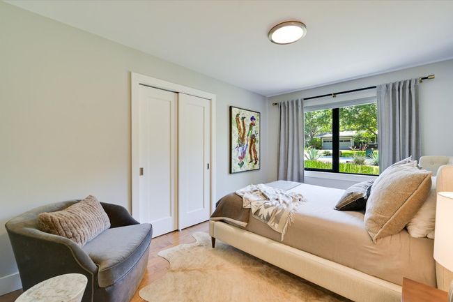 Guest Room | Image 26
