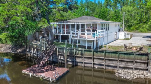 8487 Parkers Ferry Rd, Adams Run, SC, 29426-6002 | Card Image