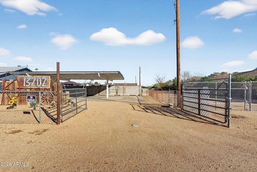 13202 W Ocotillo Rd, Glendale, AZ, 85307-3224 | Card Image