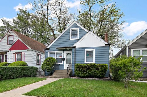 12438 S May St, Calumet Park, IL, 60827-5814 | Card Image