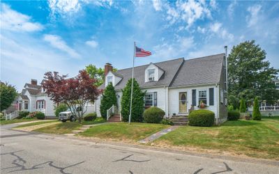 103 Champlin Place, House other with 4 bedrooms, 2 bathrooms and 2 parking in Newport RI | Image 2