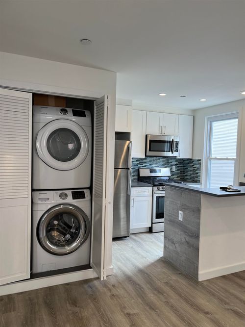 apt-4-349 9th St, JC, Downtown, NJ, 07302 | Card Image