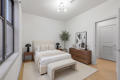 4s-4226 S Ellis Ave, Chicago, IL, 60653-3060 | Card Image