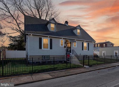 7405 Cedar Ln, ELKINS PARK, PA, 19027-1071 | Card Image