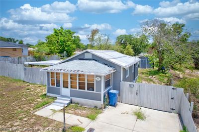 419 E 9th Street, House other with 2 bedrooms, 1 bathrooms and null parking in Frostproof FL | Image 1